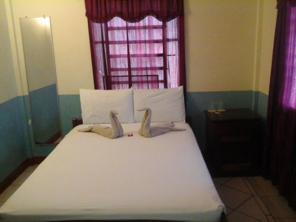 Belcove Hotel & Guesthouse Belize City Luaran gambar