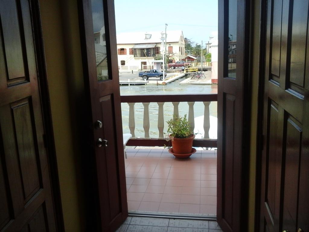 Belcove Hotel & Guesthouse Belize City Luaran gambar