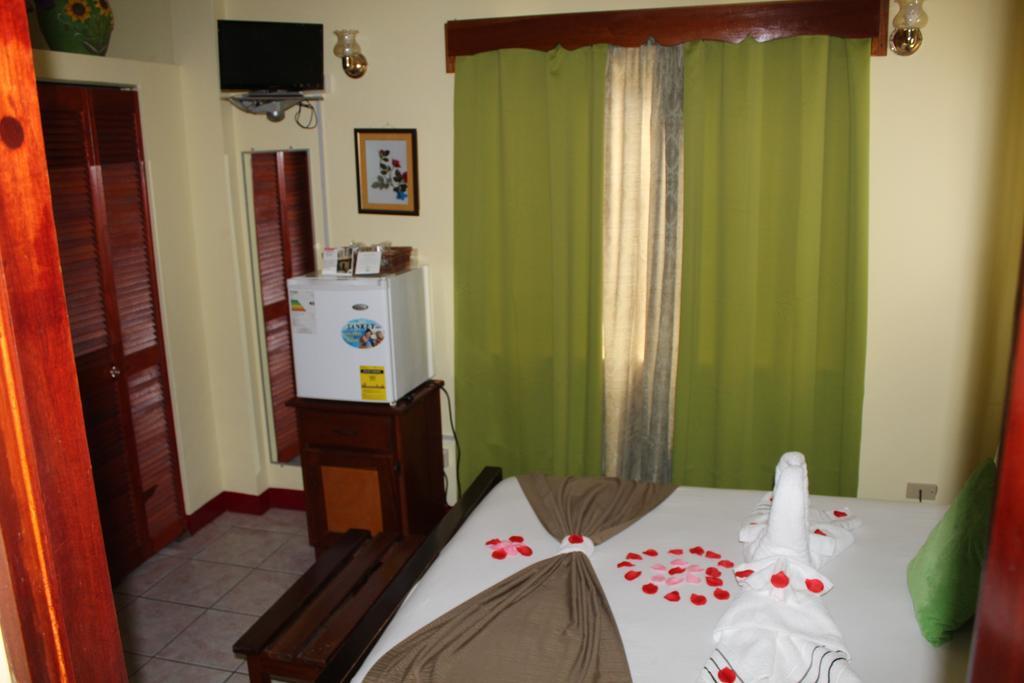 Belcove Hotel & Guesthouse Belize City Luaran gambar